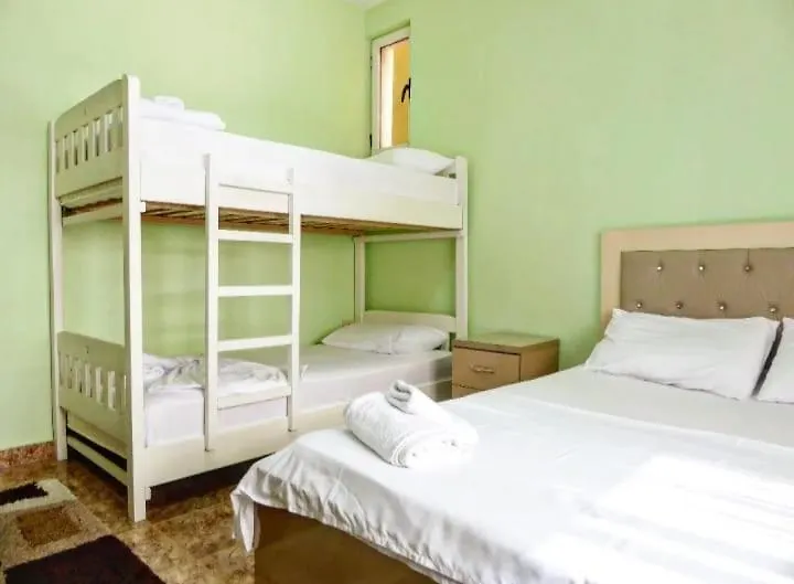 Relax Hostel Tirana