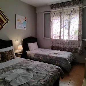 Penzion De Rada, Tirana