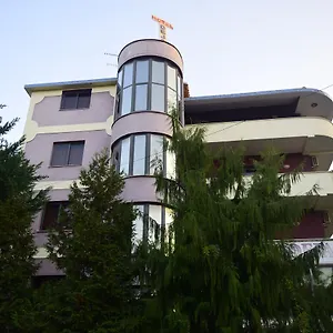 Deja Hotel Tirana