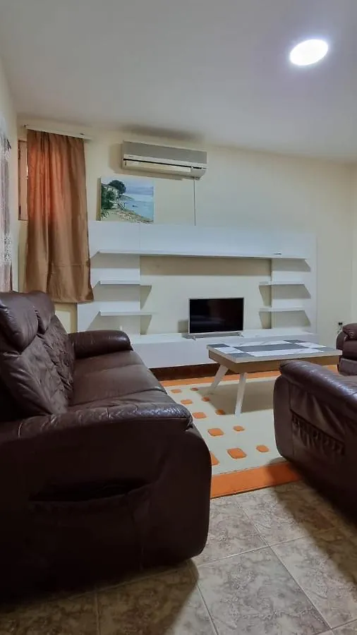 Relax Hostel Tirana